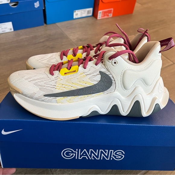 Nike Giannis Immortality 2 - Picture 4 of 9